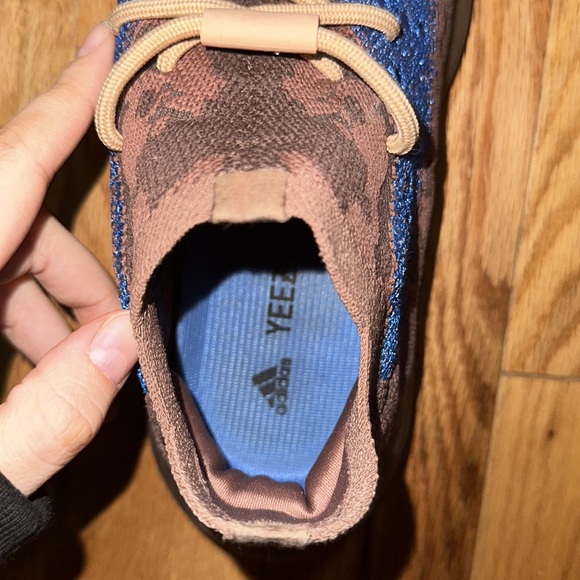 Yeezy boost Azure - Picture 6 of 11